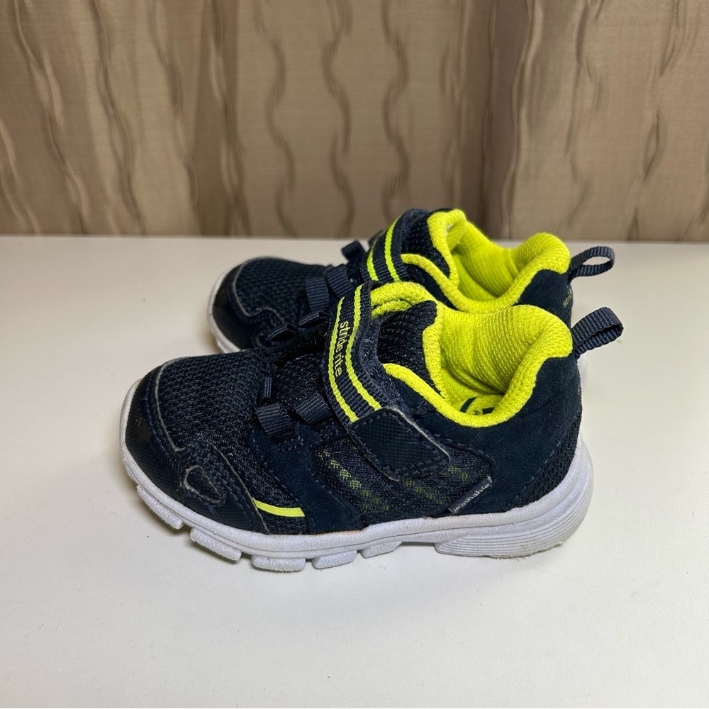 Stride Rite M2P Taylor Boy's 5.5 W Sneakers Washable Adjustable Dark Navy Yellow - Picture 2 of 15